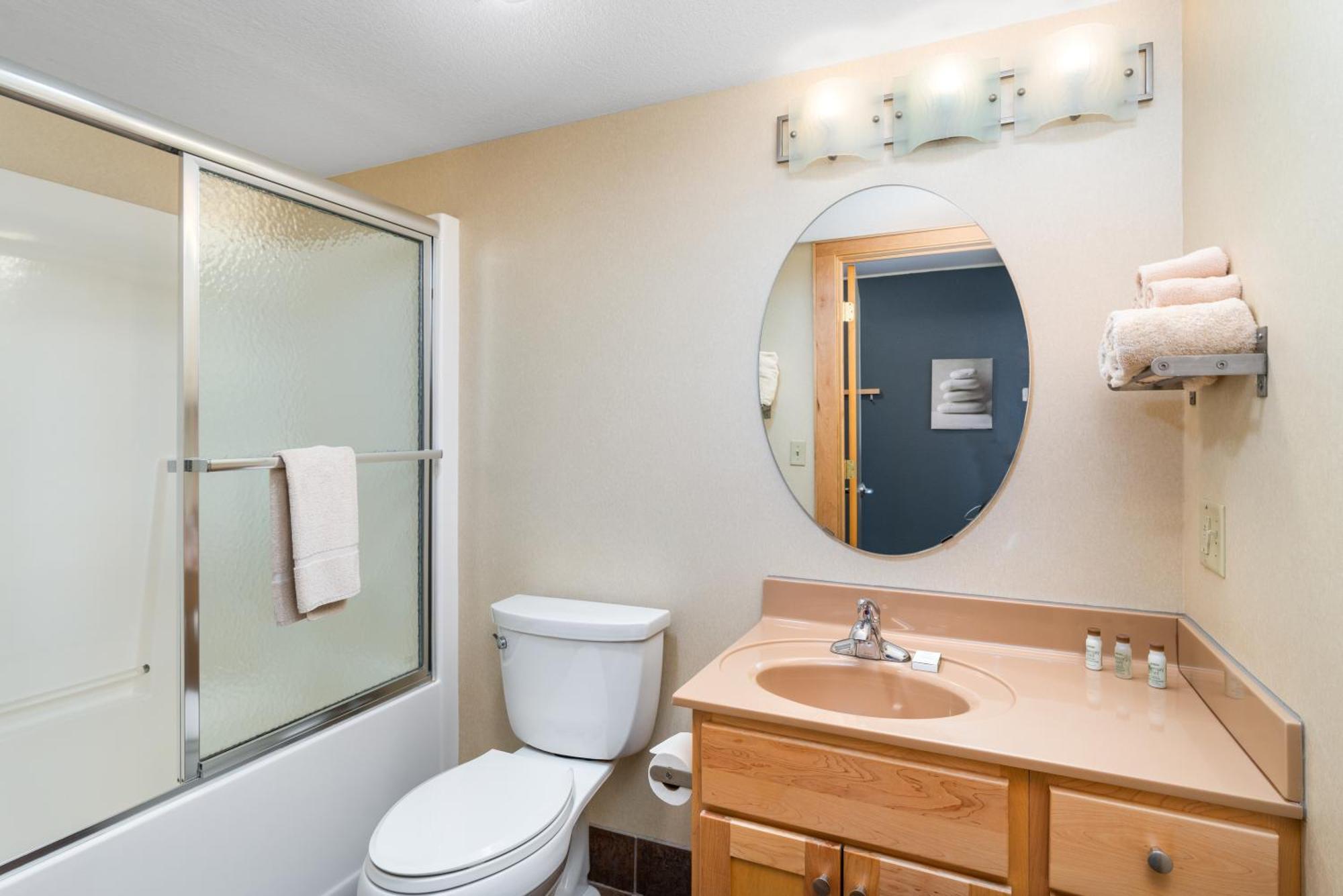 East Bay Suites Grand Marais Zimmer foto