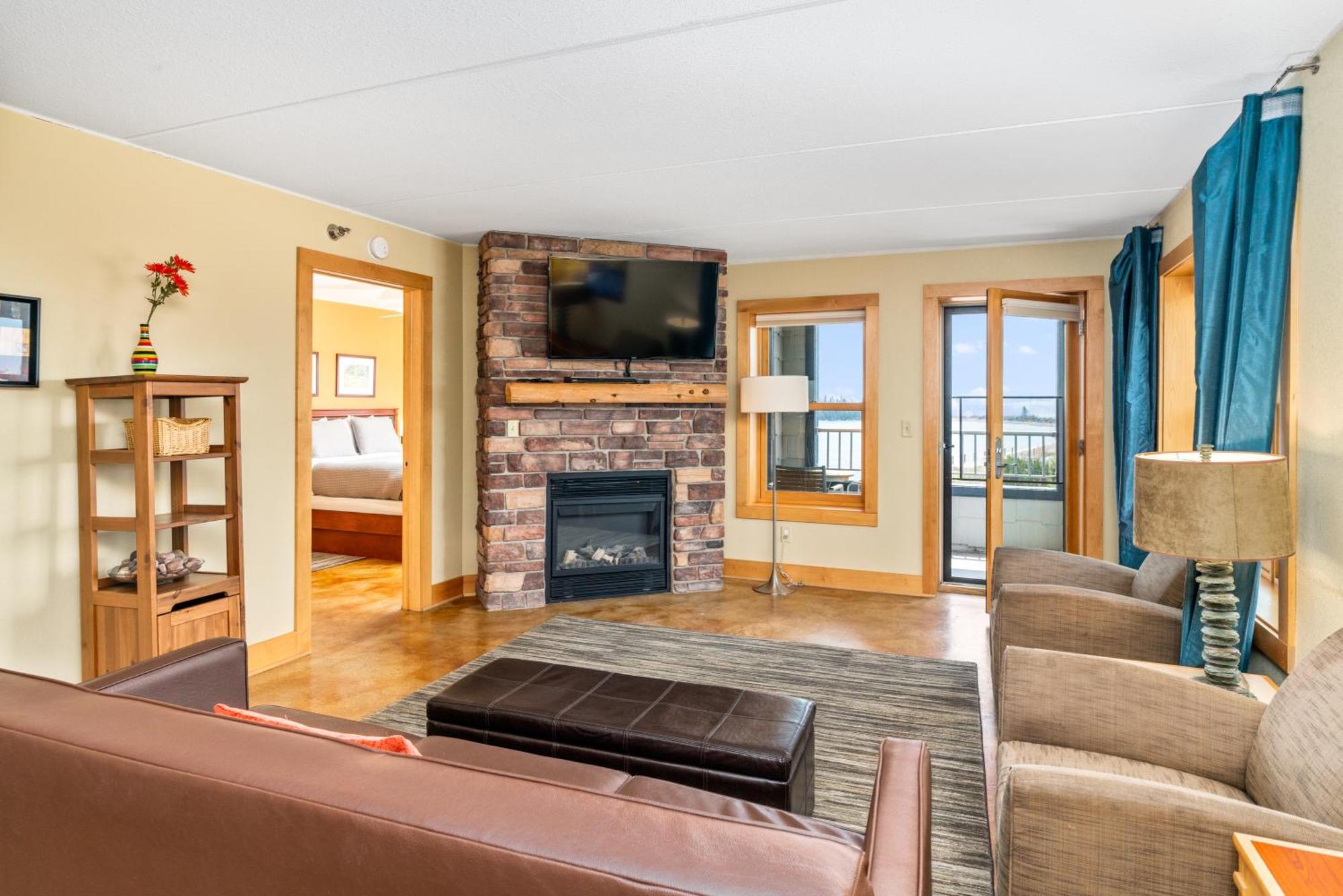 East Bay Suites Grand Marais Exterior foto